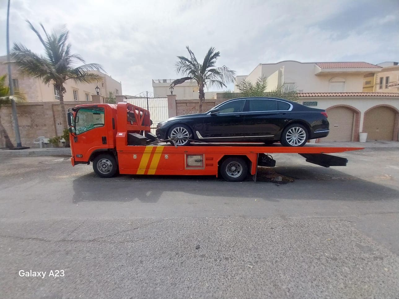 أهم 5 أسباب لتعطل السيارات ومتى تحتاج سطحة